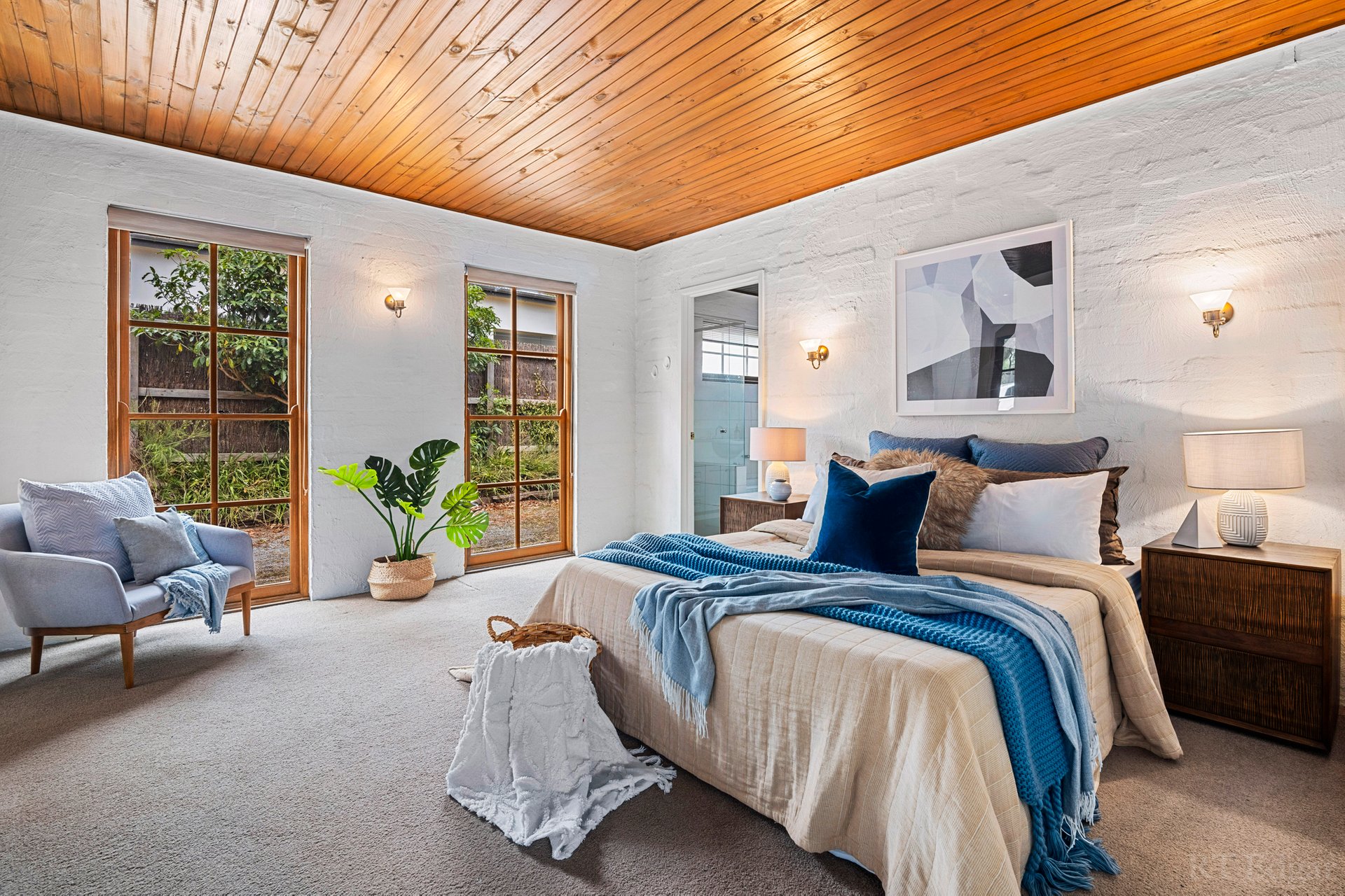 Property Gallery Thumbnail 8