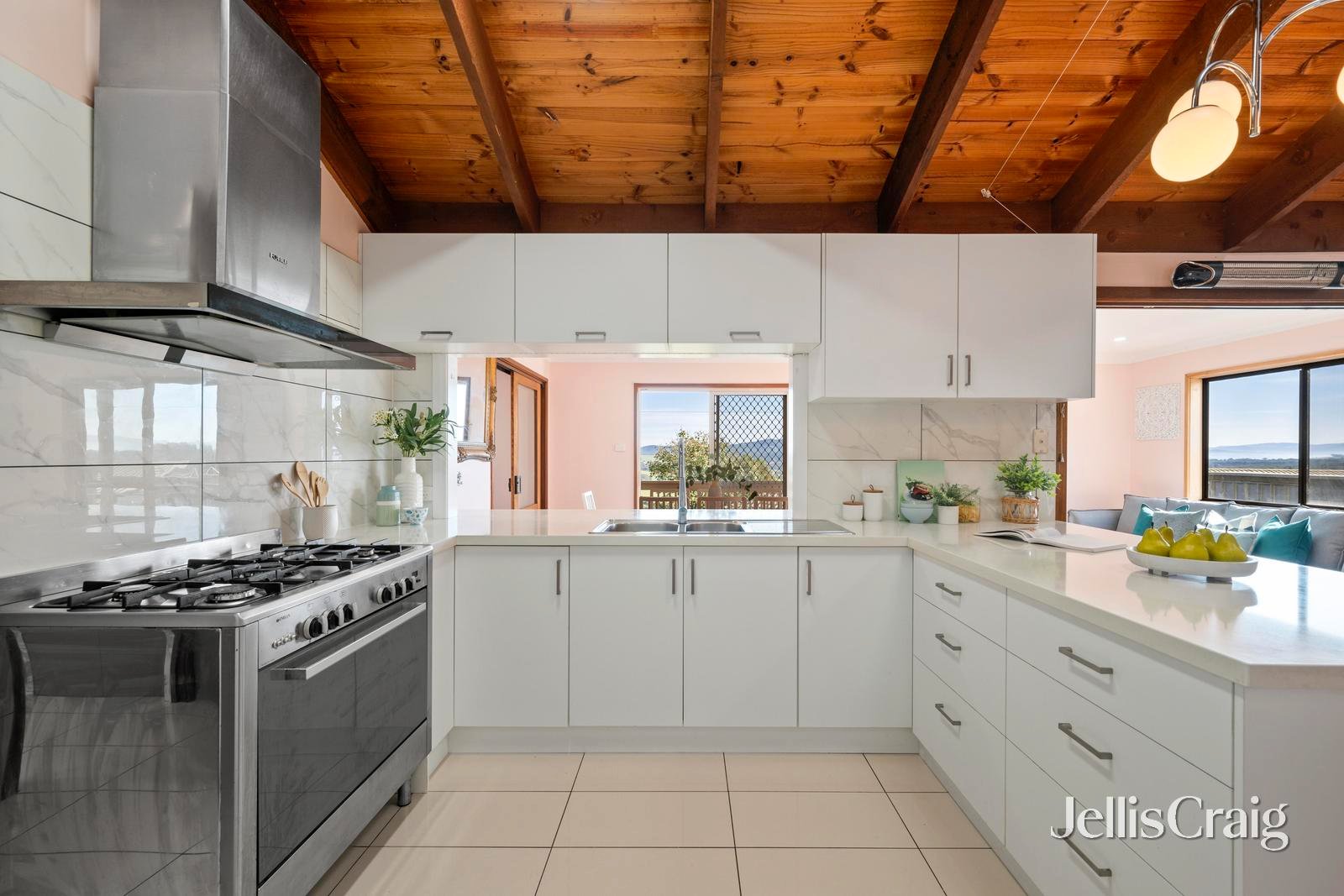 21 Michael Court, Woori&nbsp;Yallock image 2