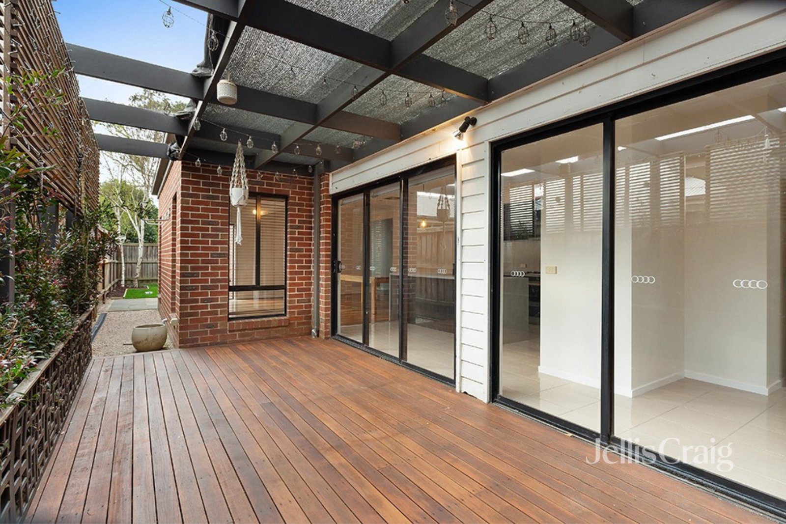 21 Montrose Drive, Doreen image 10