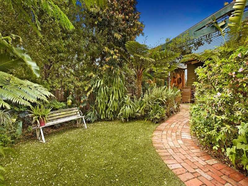 21 Moore Street, Box Hill South image 6