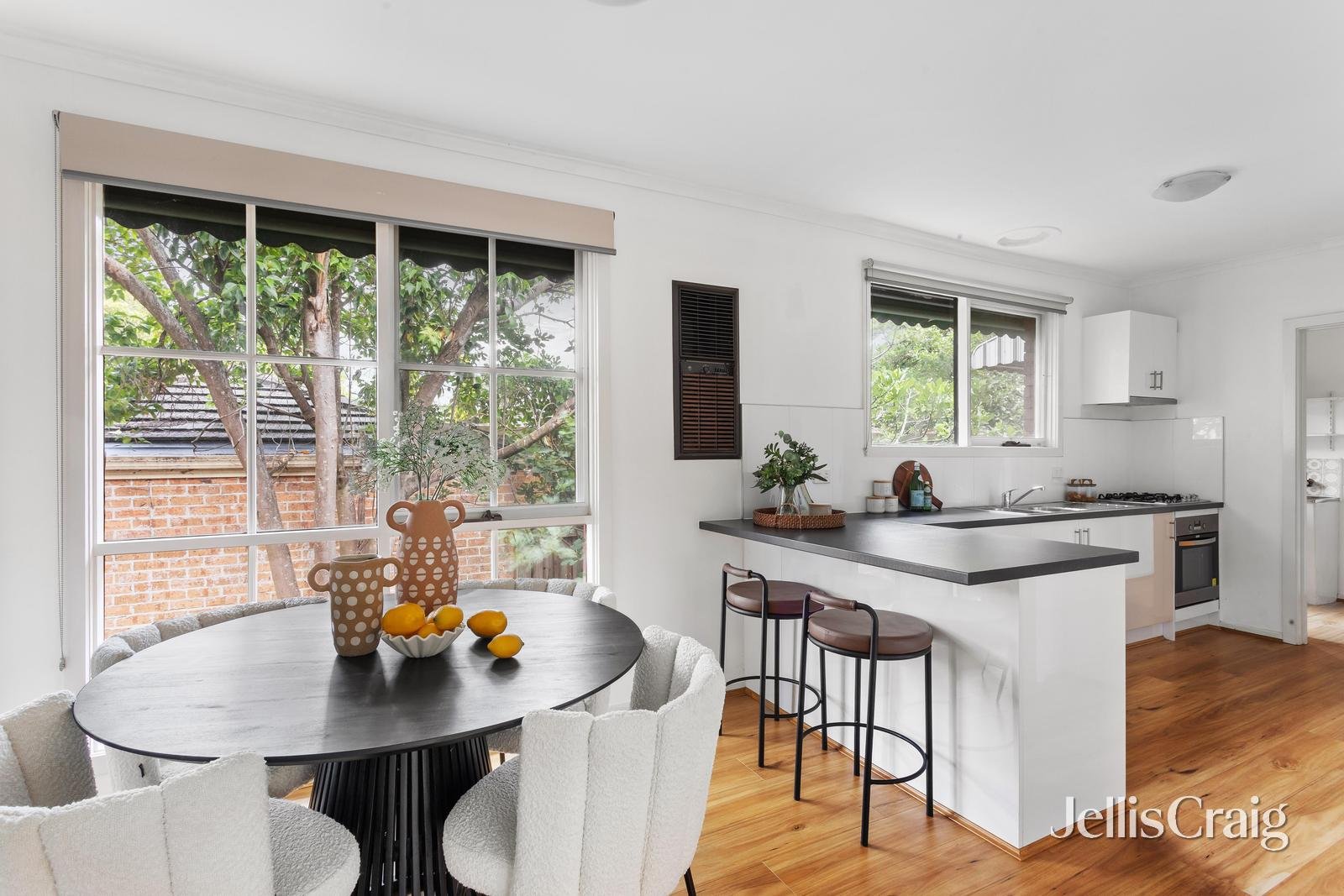 2/1 Neath Street, Surrey&nbsp;Hills image 3