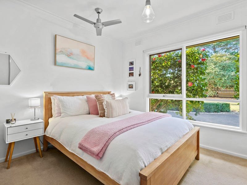 Property Gallery Thumbnail 6