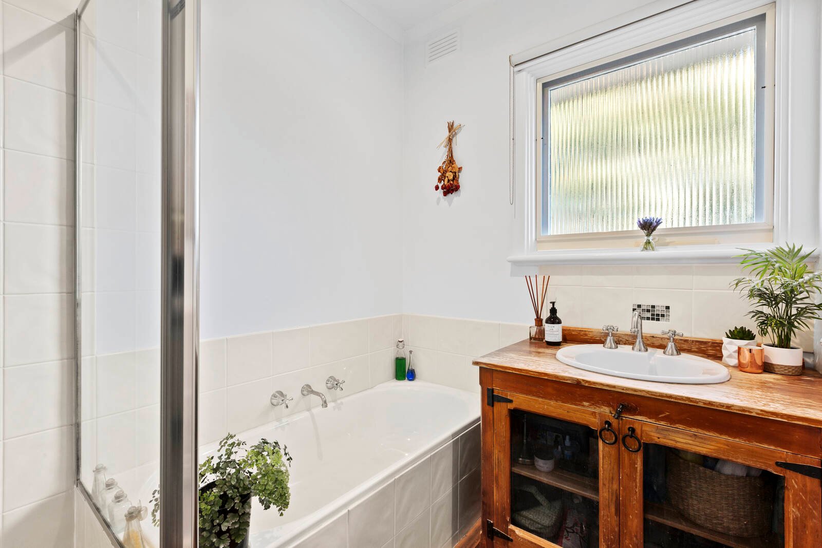 Property Gallery Thumbnail 8