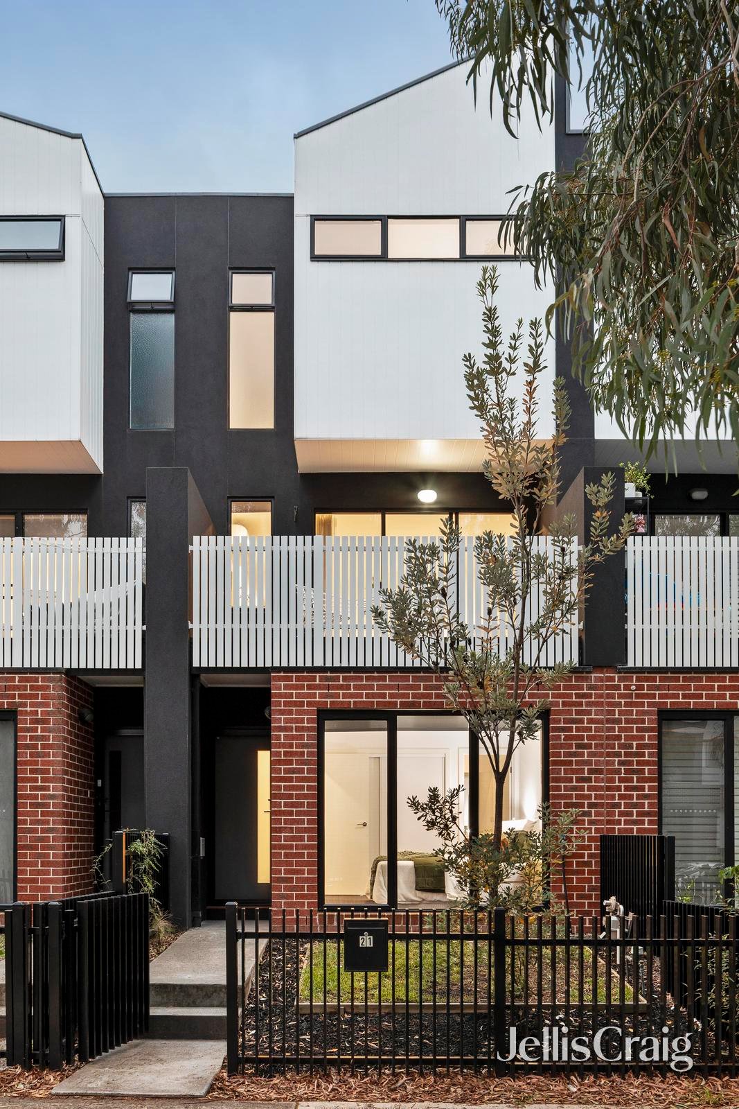 21 Ormond Boulevard, Bundoora image 1