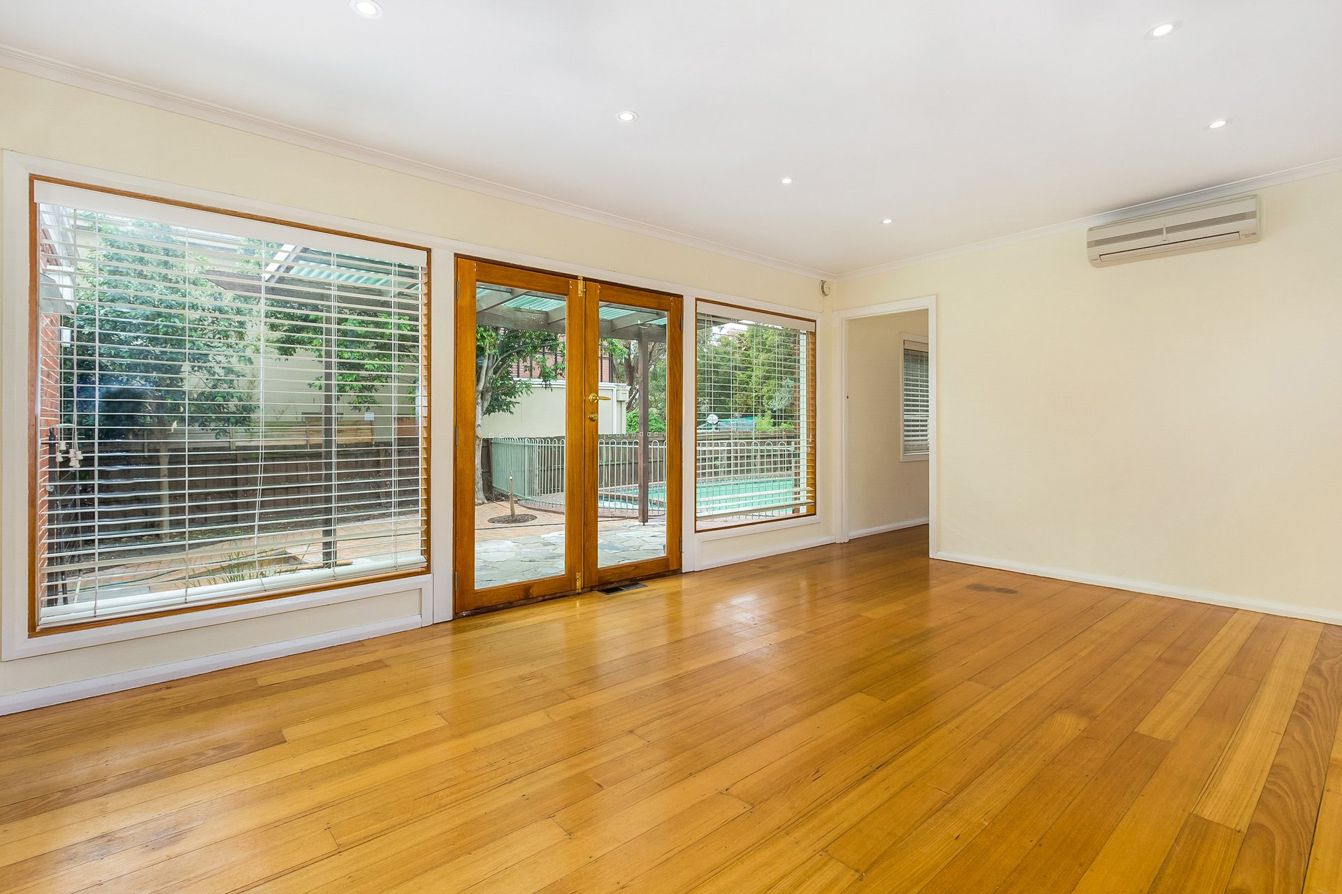 Property Gallery Thumbnail 5
