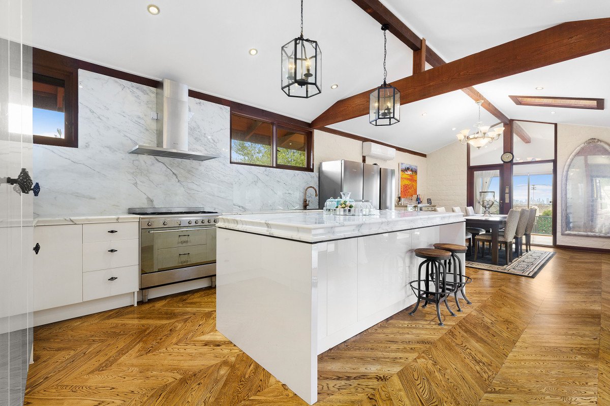 21 Parring Road, Balwyn image 4