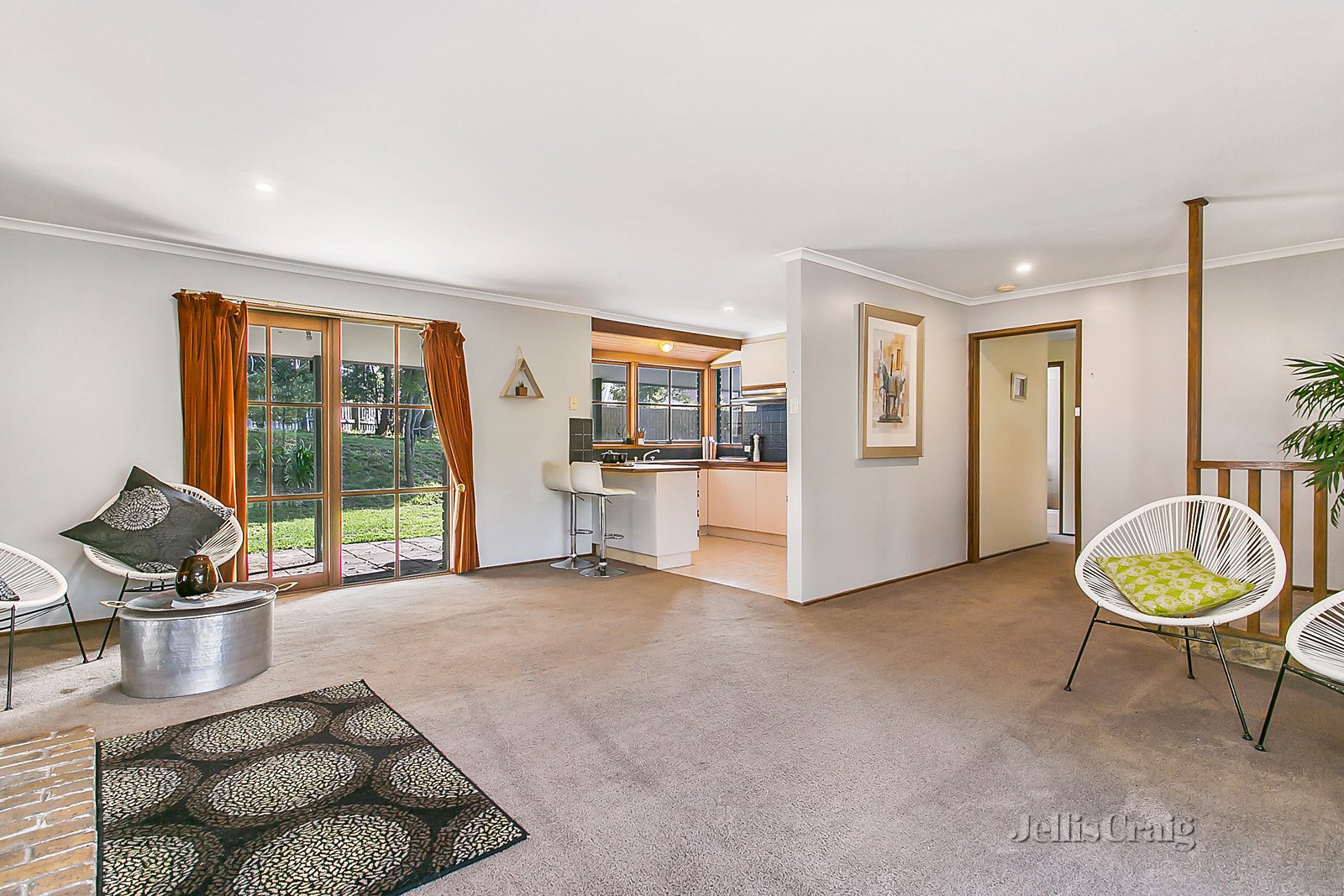 21 Patricia Way, Woodend image 3
