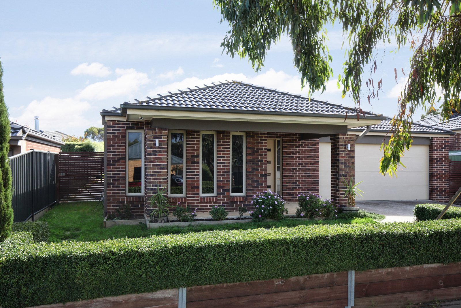 Property Gallery - Main Image