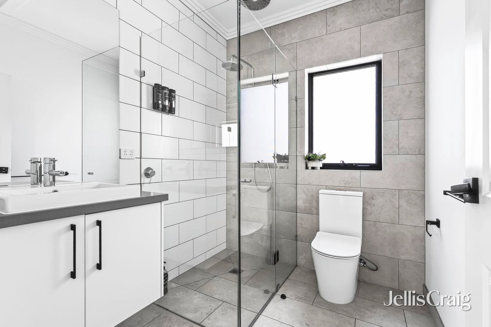 21 Pattison Avenue, North&nbsp;Geelong image 9