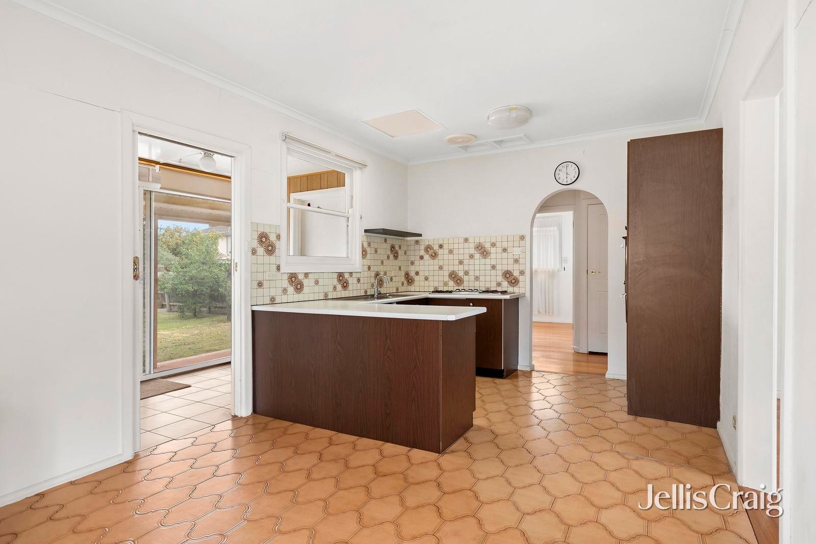 21 Paul Avenue, Keilor East image 3