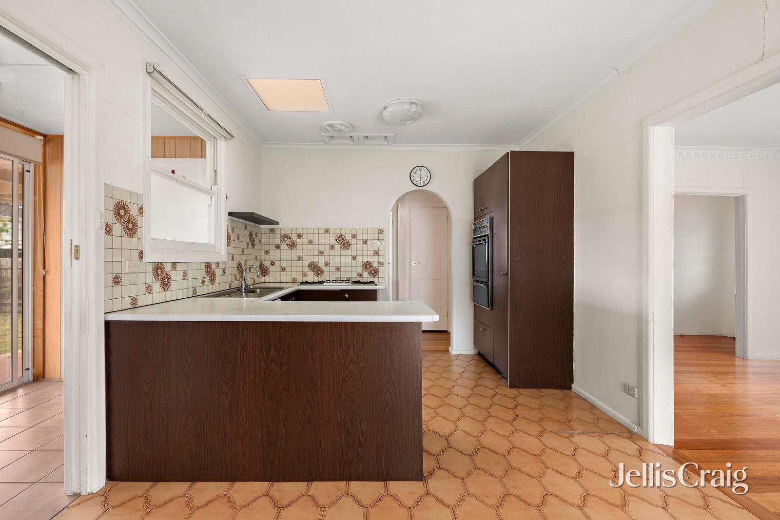 21 Paul Avenue, Keilor East image 4