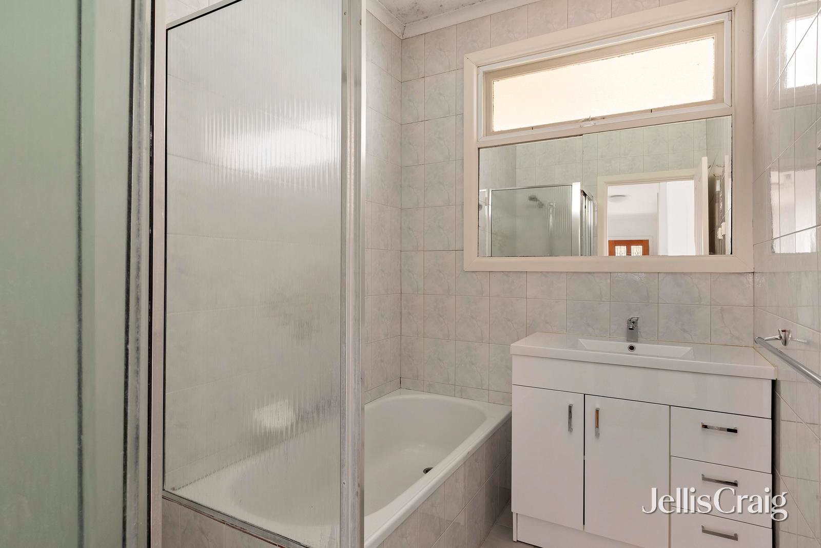 21 Paul Avenue, Keilor East image 7