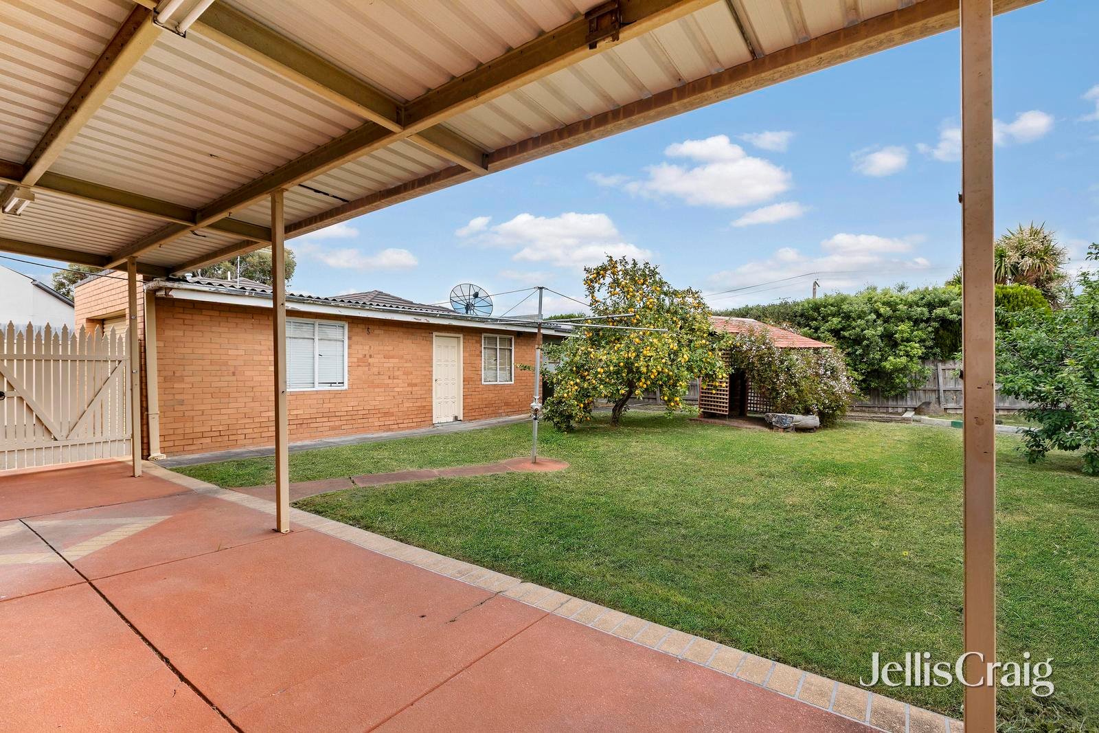 21 Paul Avenue, Keilor East image 8