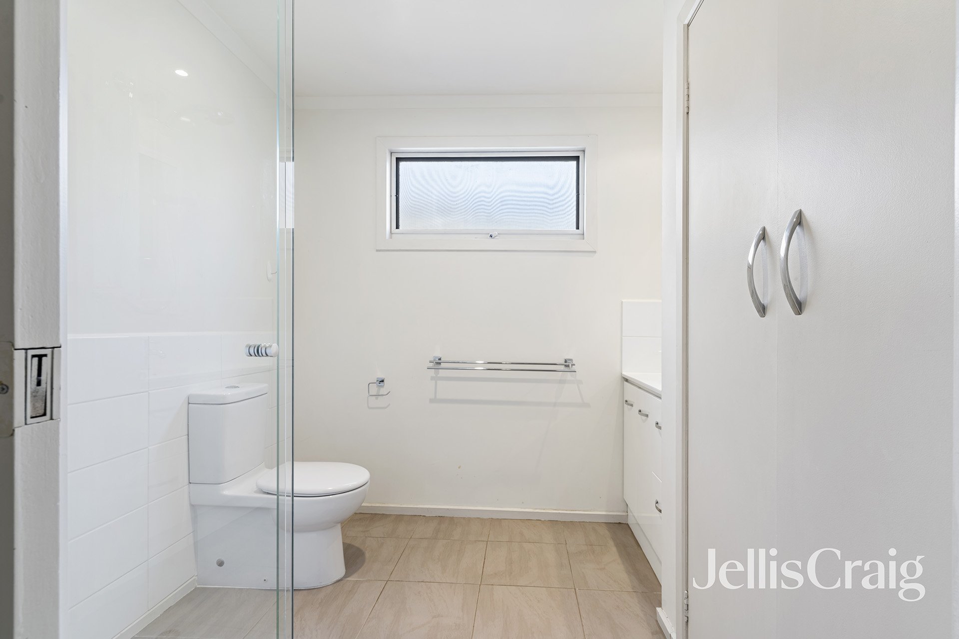 21 Paul Street, Cheltenham image 10