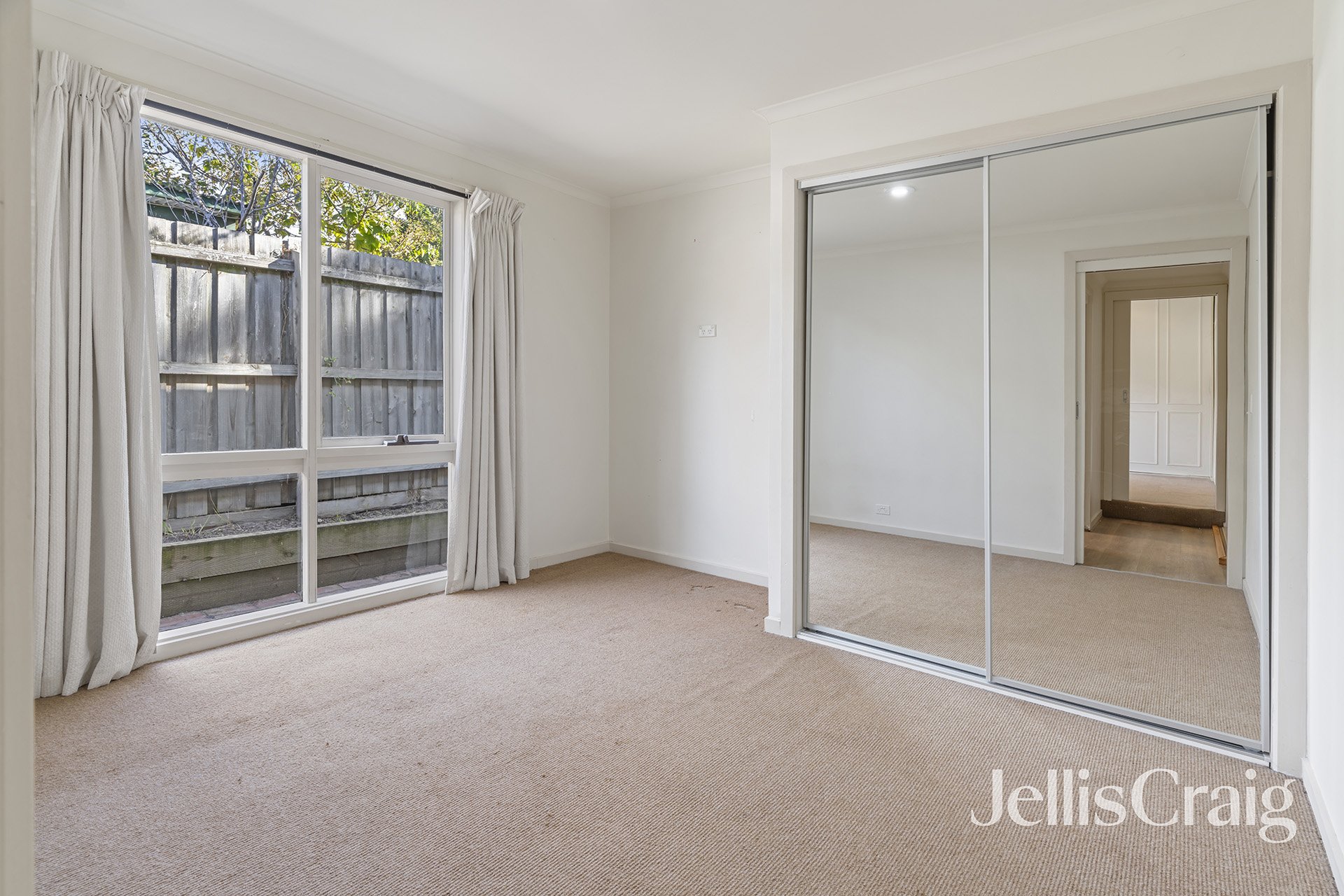 21 Paul Street, Cheltenham image 9