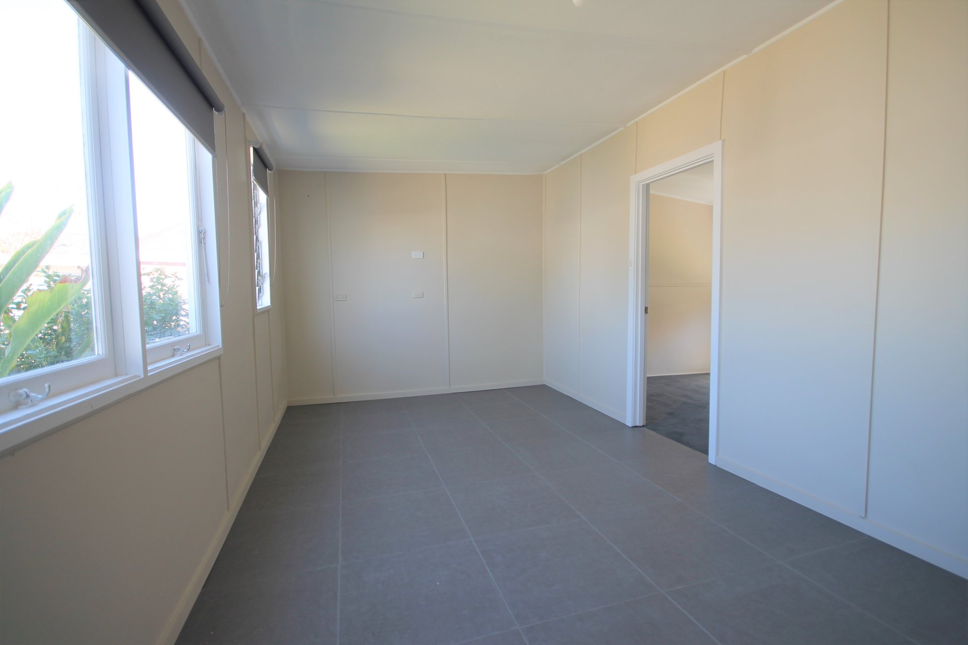 Property Gallery Thumbnail 6