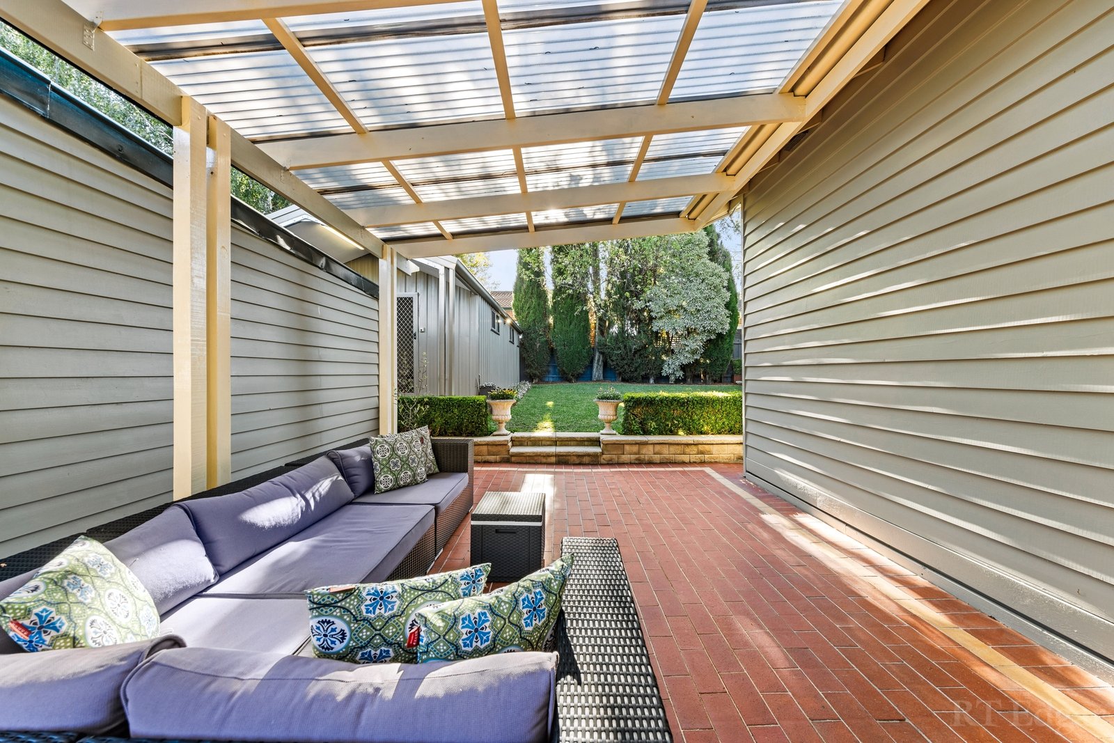 Property Gallery Thumbnail 8