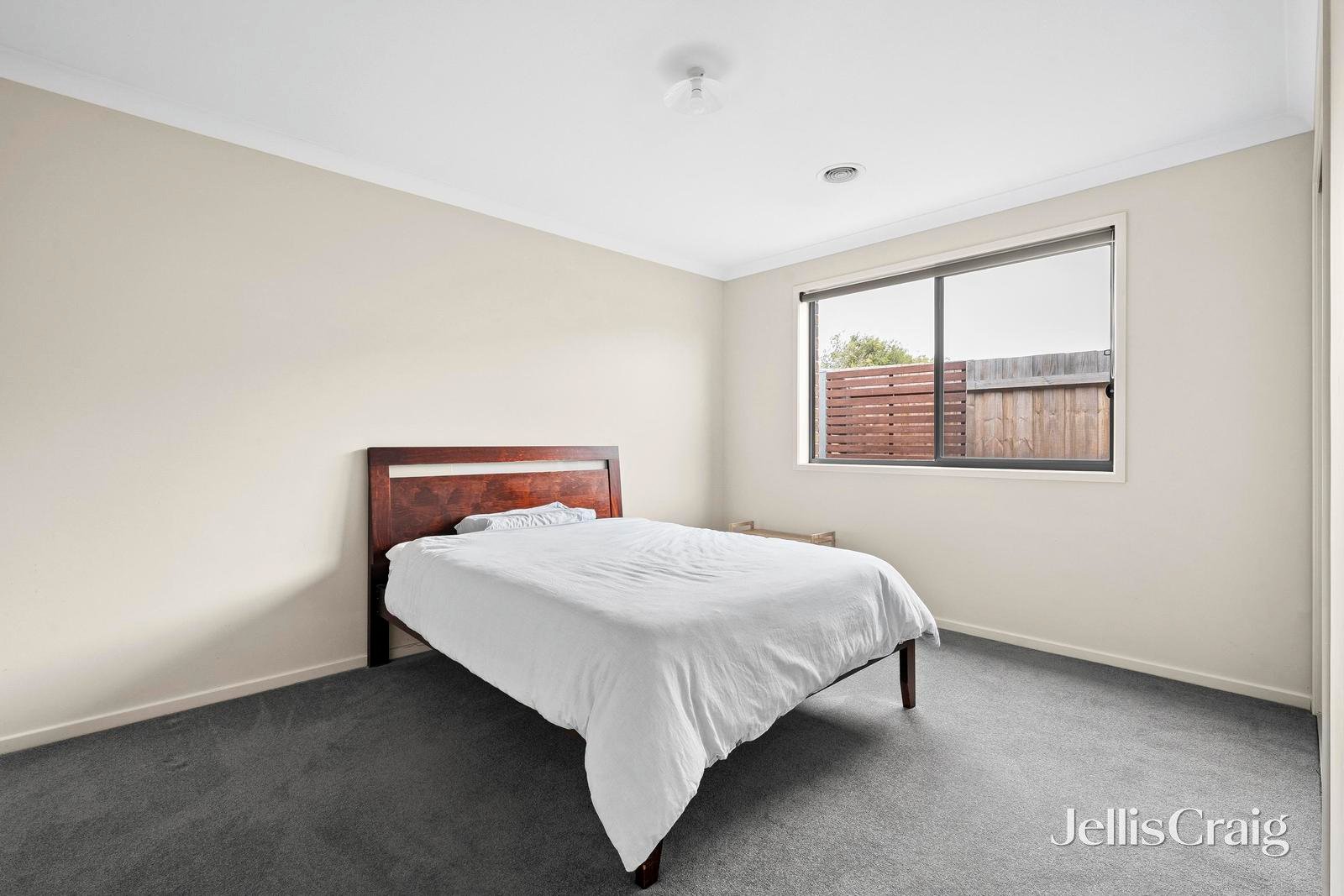 21 Pollard Drive, Leopold image 9