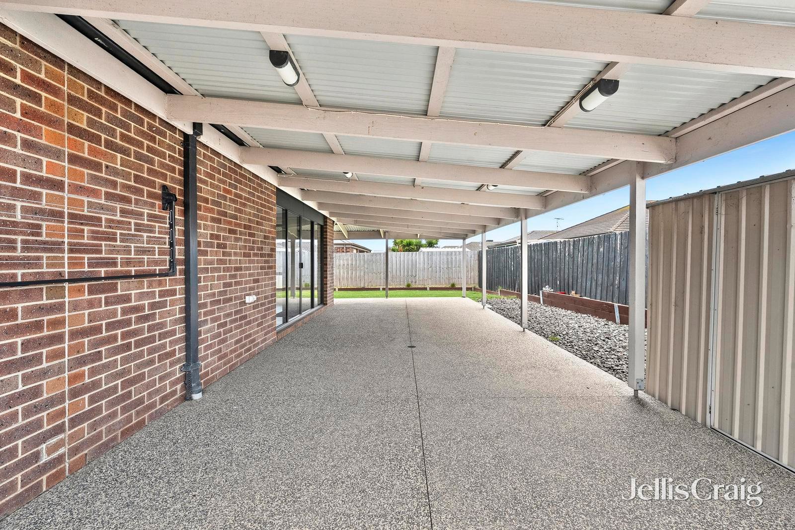 21 Pollard Drive, Leopold image 14