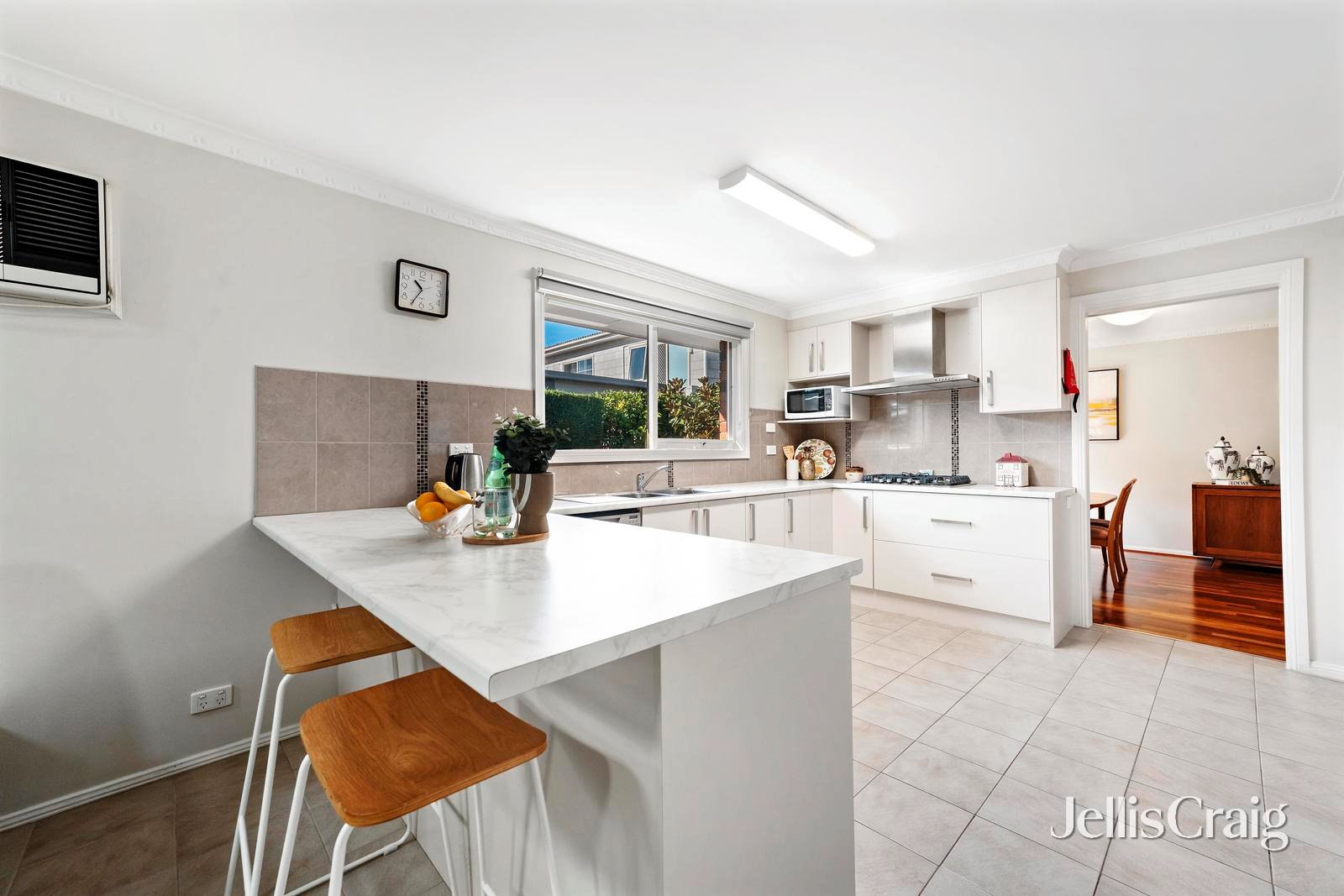 2/1 Premier Avenue, Mitcham image 5