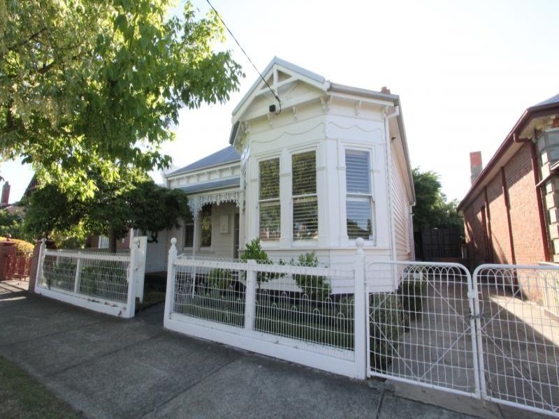 21 Raglan Street North, Ballarat Central image 1