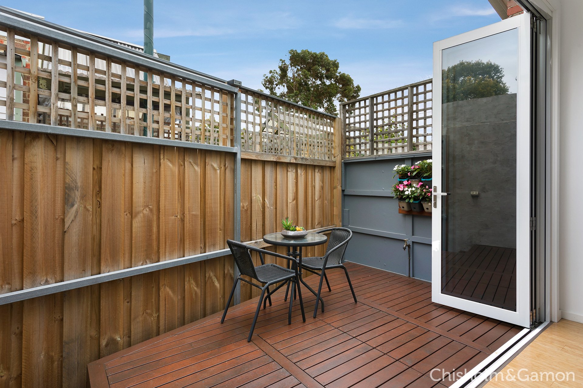 21 Raglan Street, Port Melbourne image 4