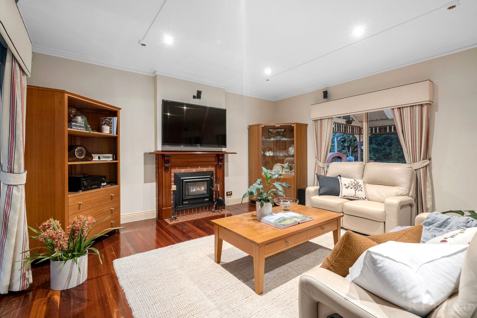 Property Gallery Thumbnail 7