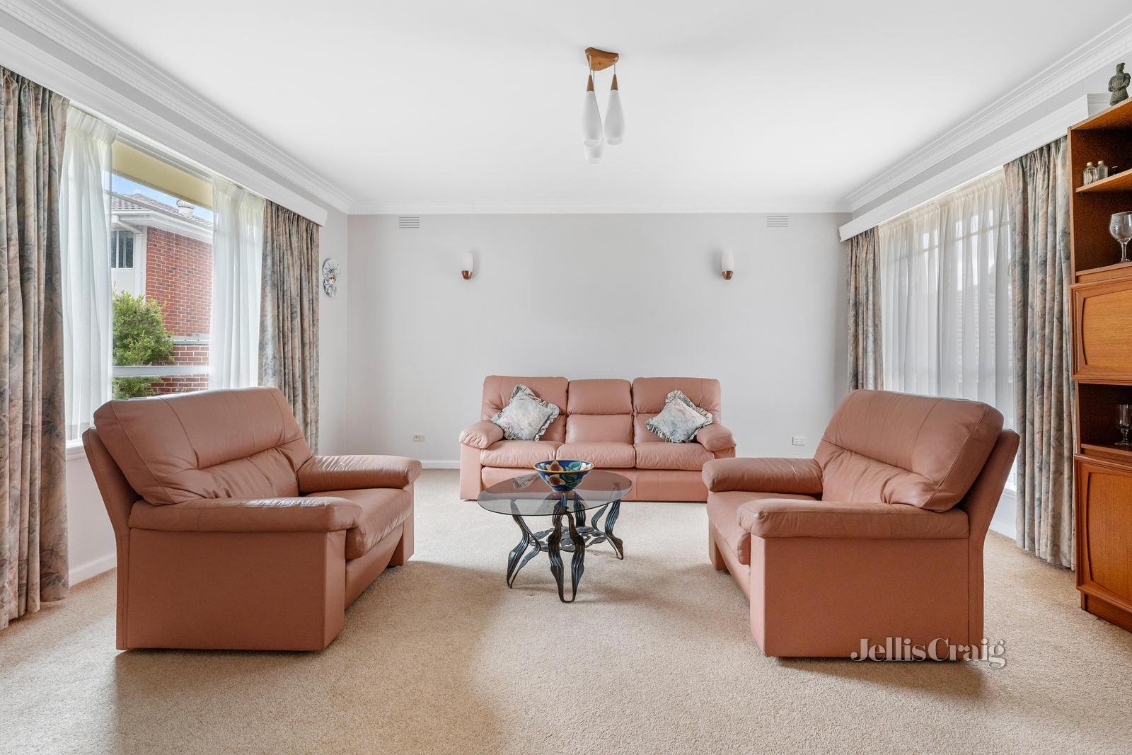 21 Reid Street, Ashwood image 2
