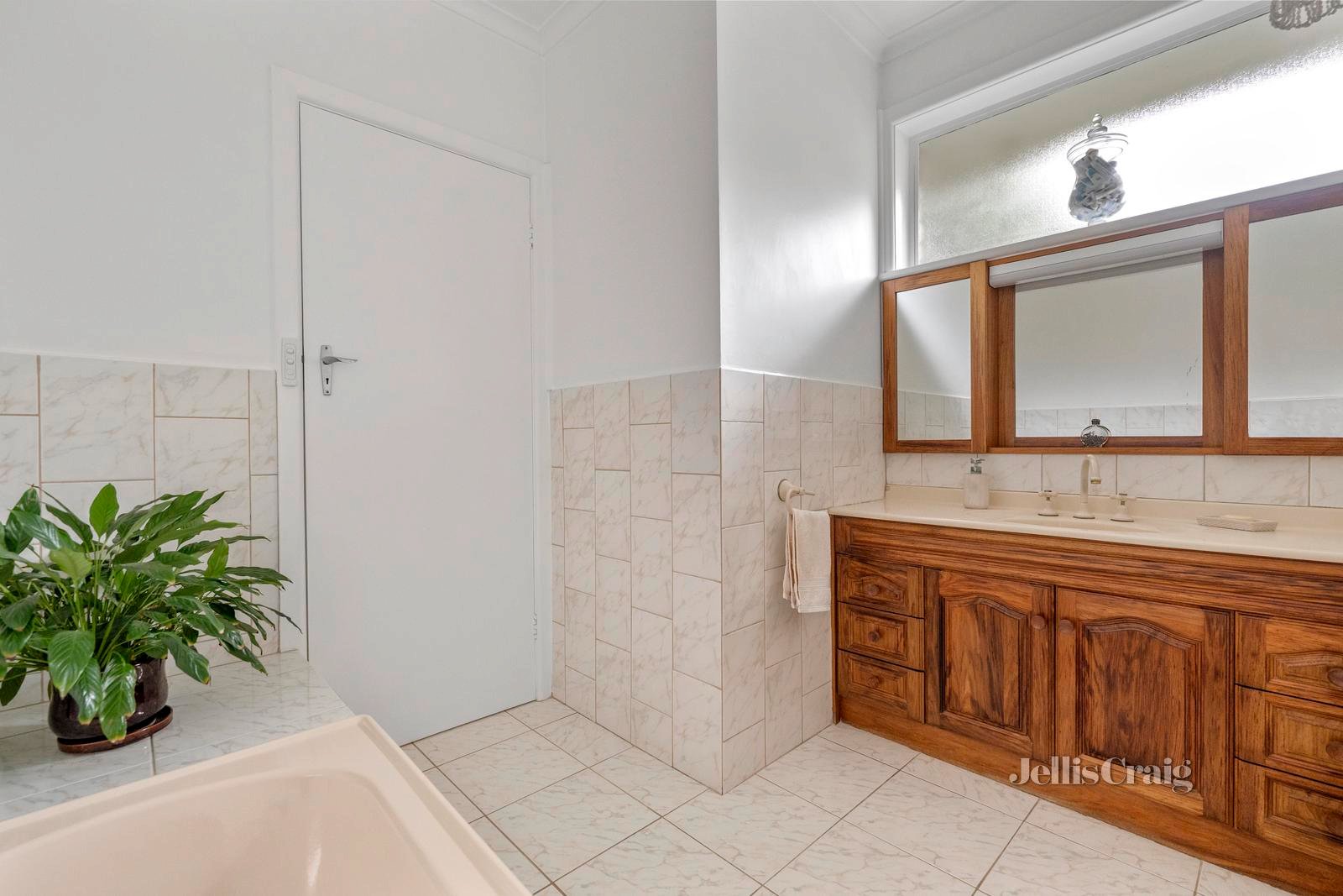 21 Reid Street, Ashwood image 6