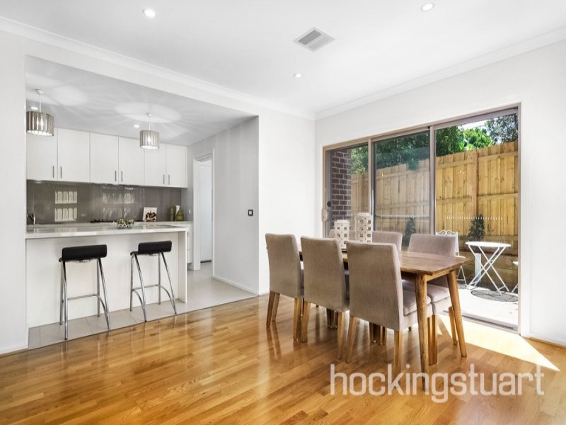 2/1 Richard Street, Box Hill North image 2
