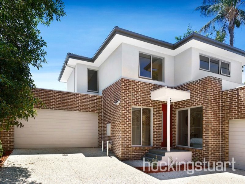 2/1 Richard Street, Box Hill North image 8