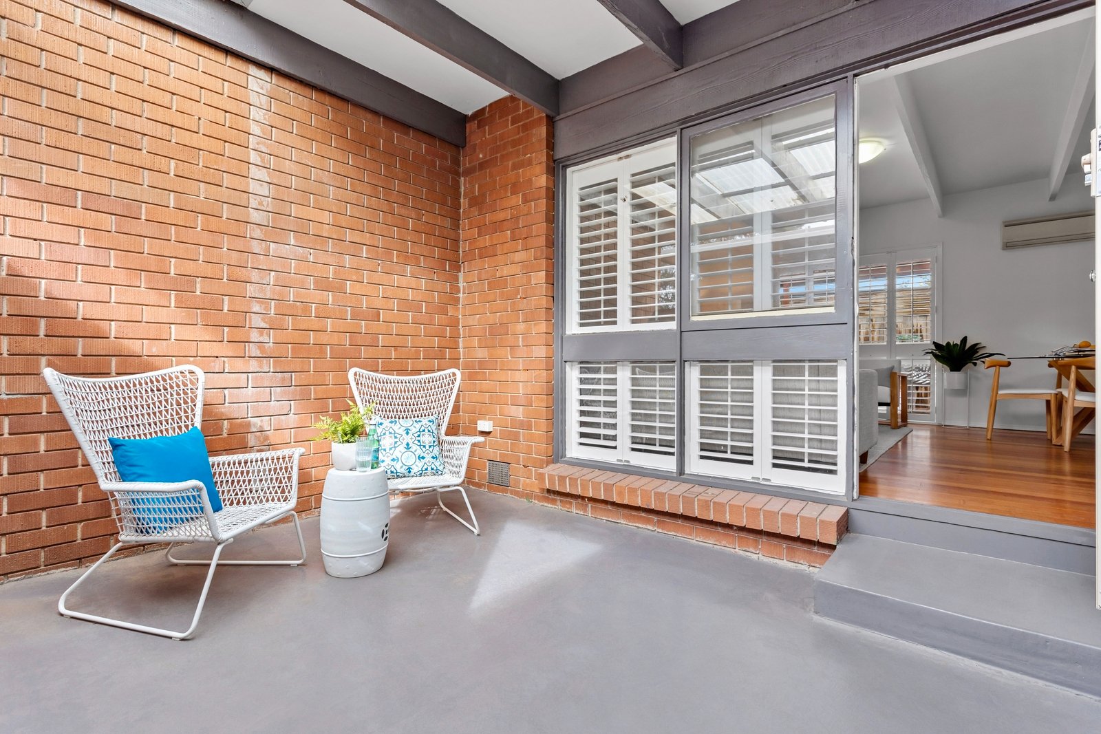 Property Gallery Thumbnail 9