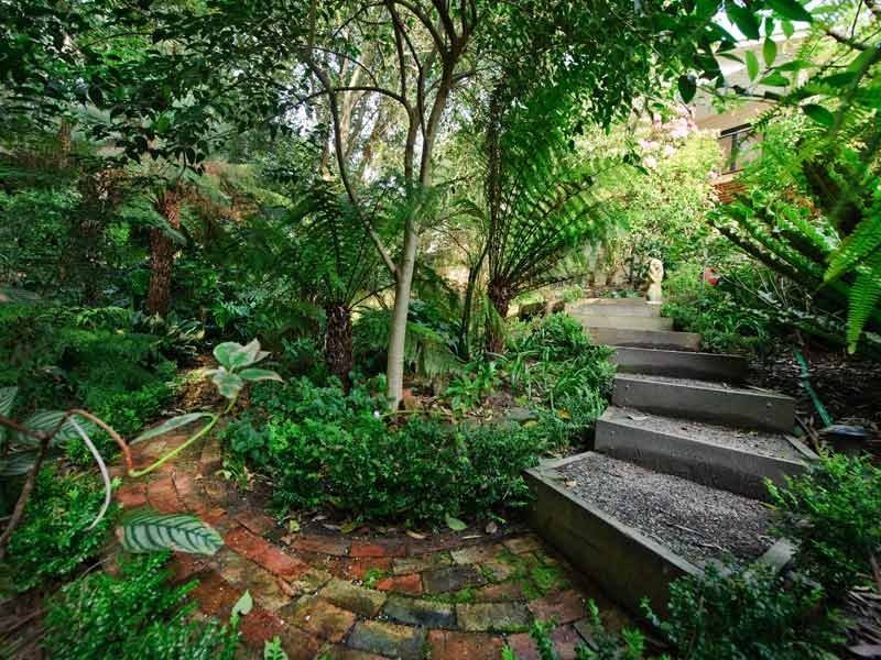 21 Rose Avenue, Surrey Hills image 11