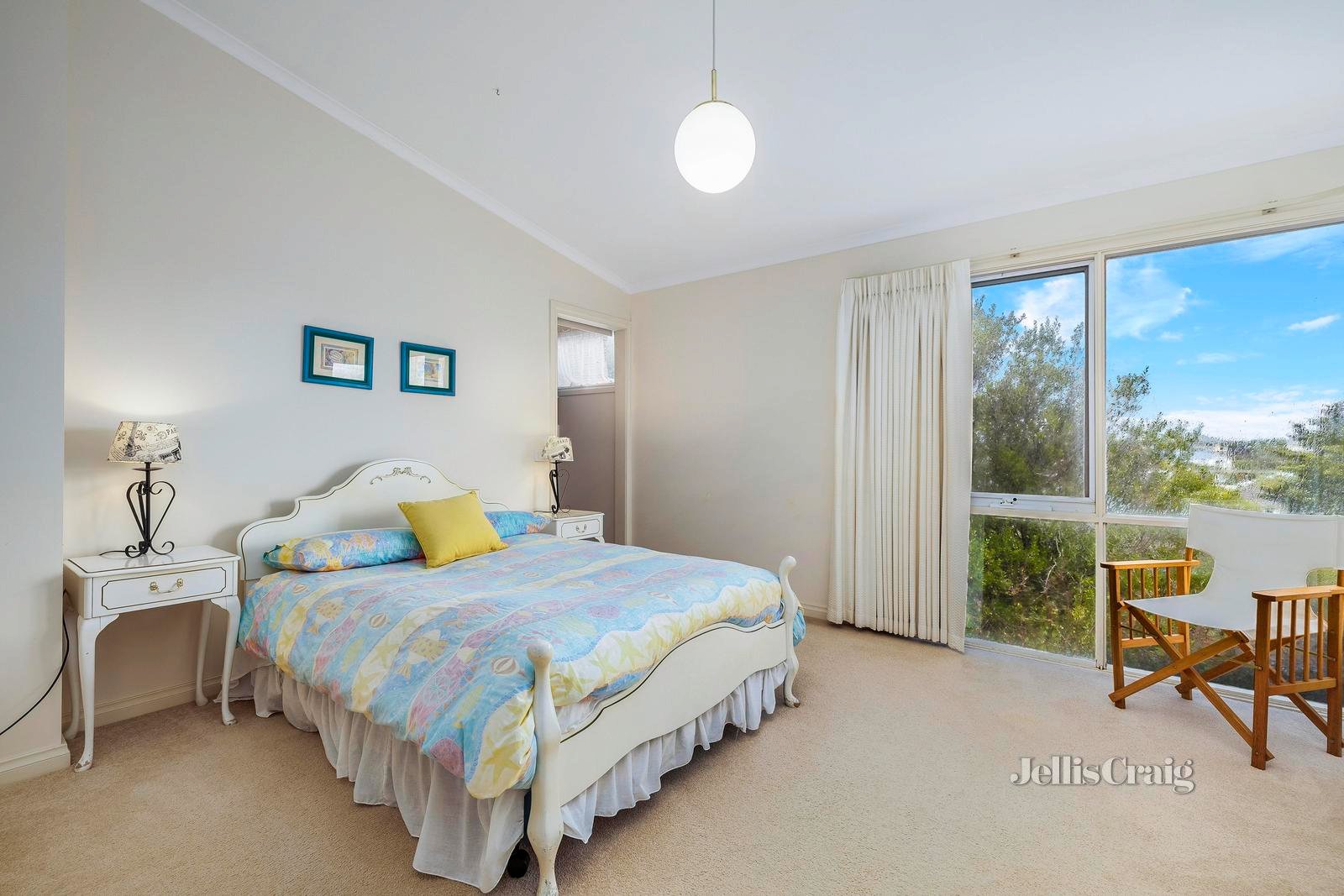 21 Russell Crescent, Sorrento image 12