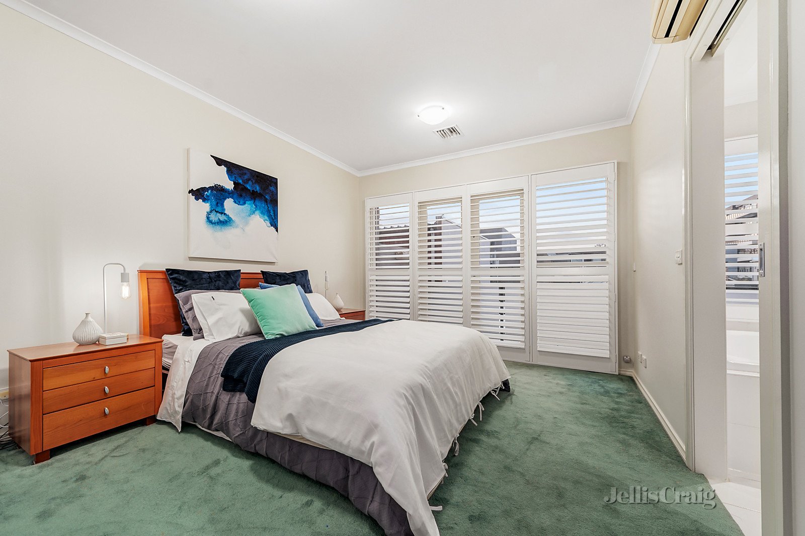 21 Russell Street, Hawthorn East image 3