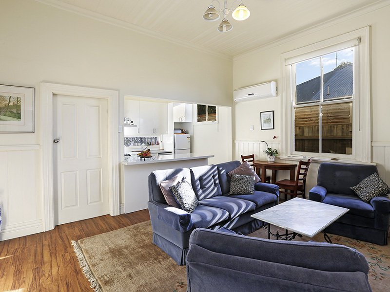 21 Saffron Street, Newtown image 4
