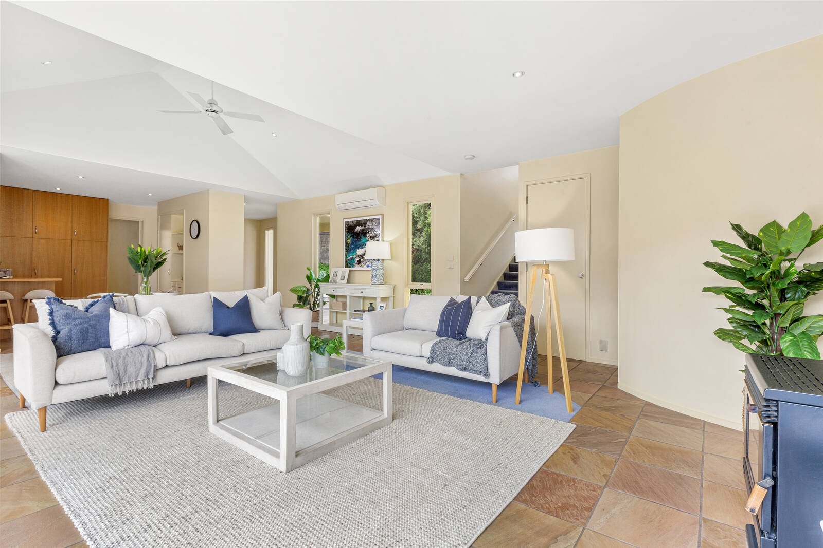 Property Gallery Thumbnail 5
