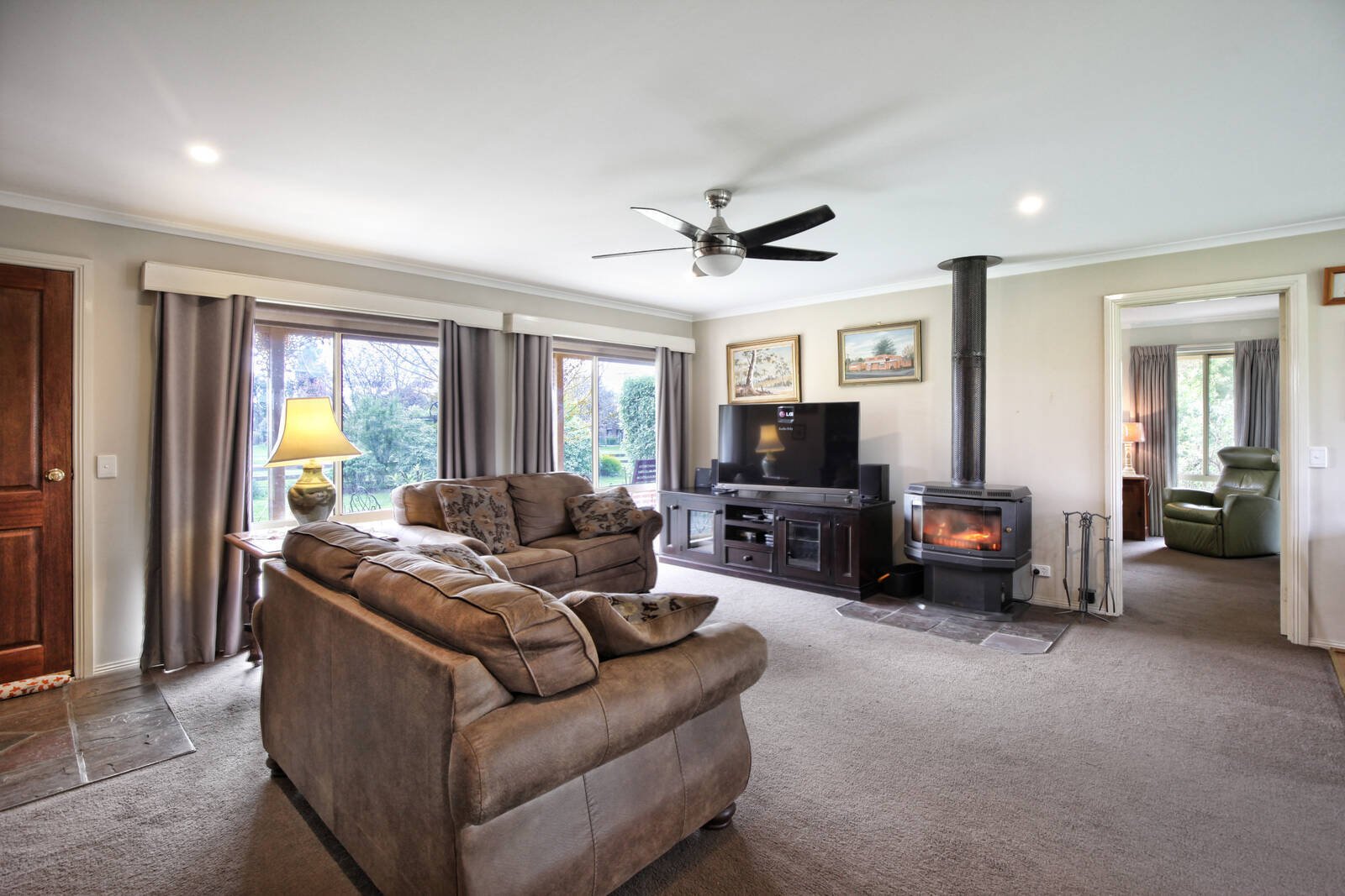 Property Gallery Thumbnail 3