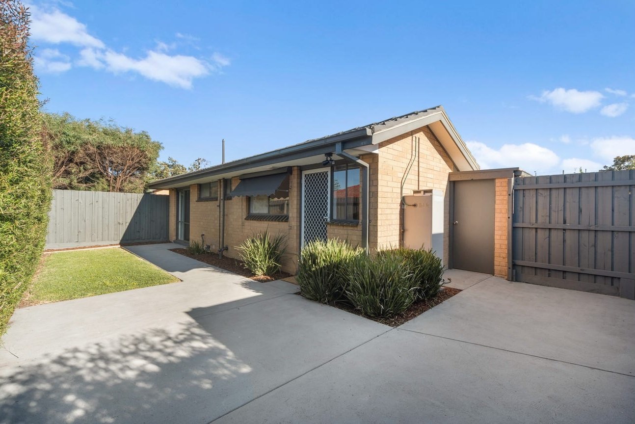 2/1 Sherwood Avenue, Chelsea image 9