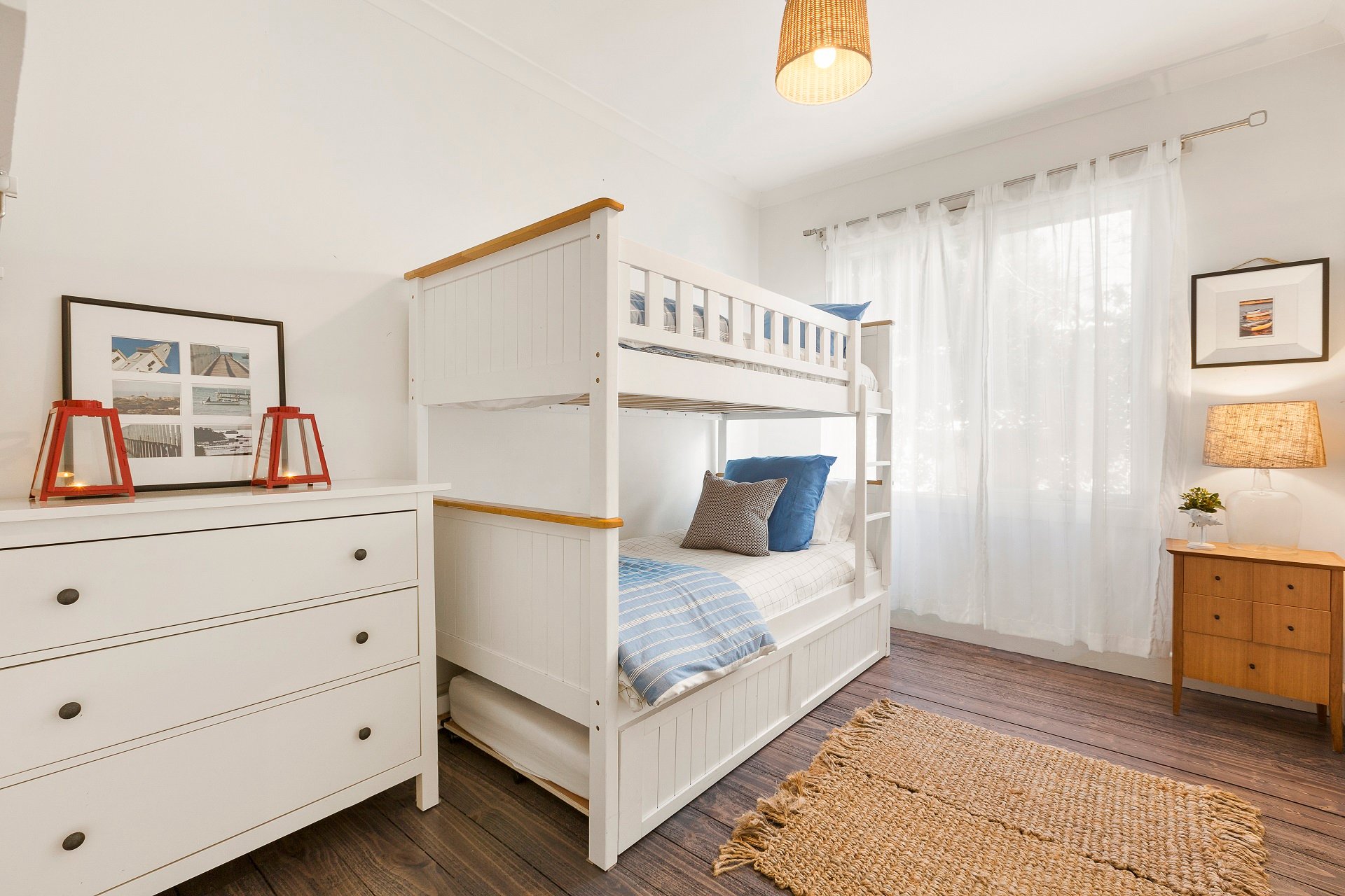 Property Gallery Thumbnail 11