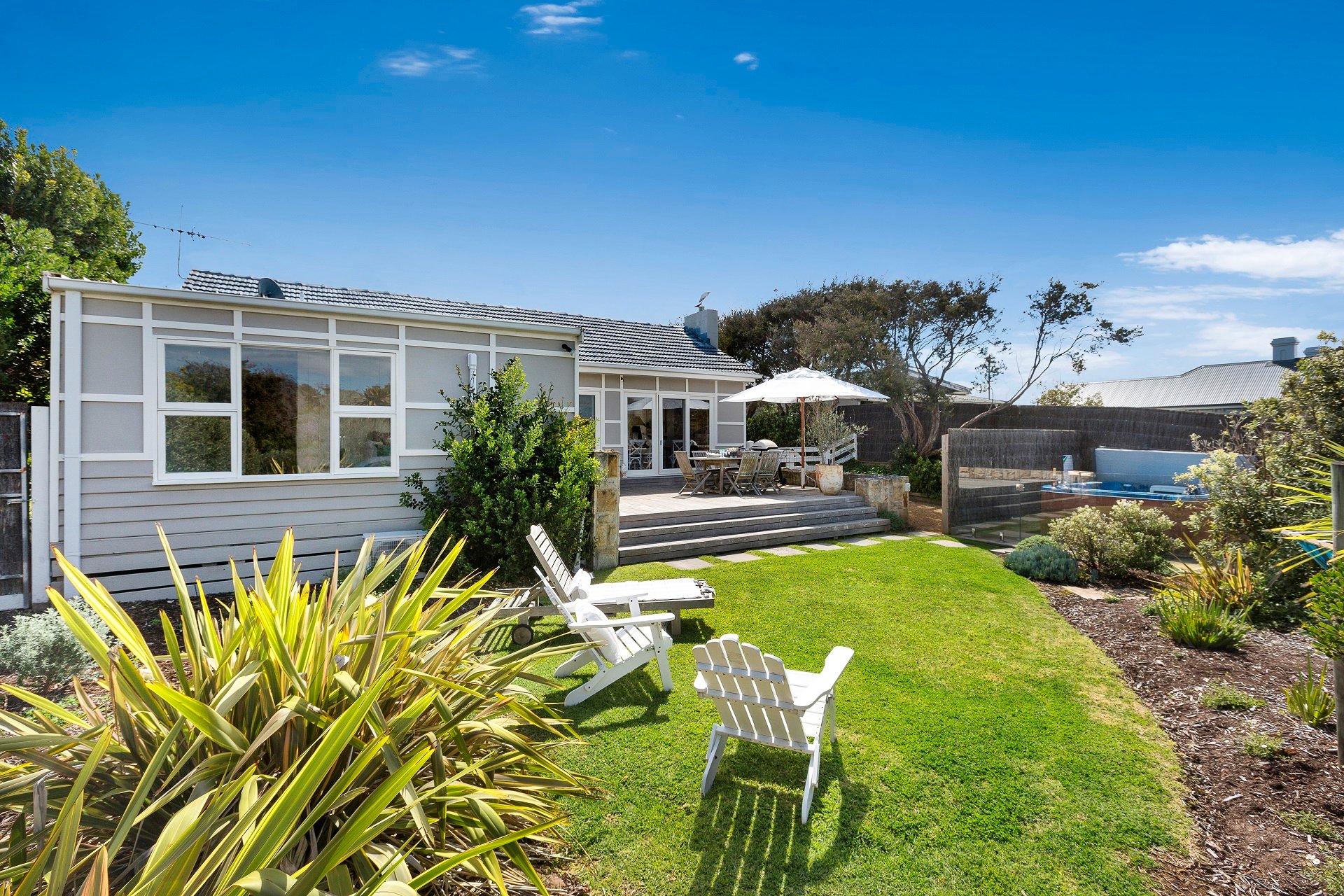 Property Gallery Thumbnail 14