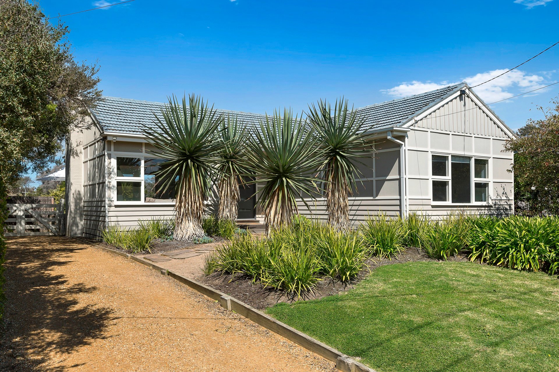 Property Gallery Thumbnail 16
