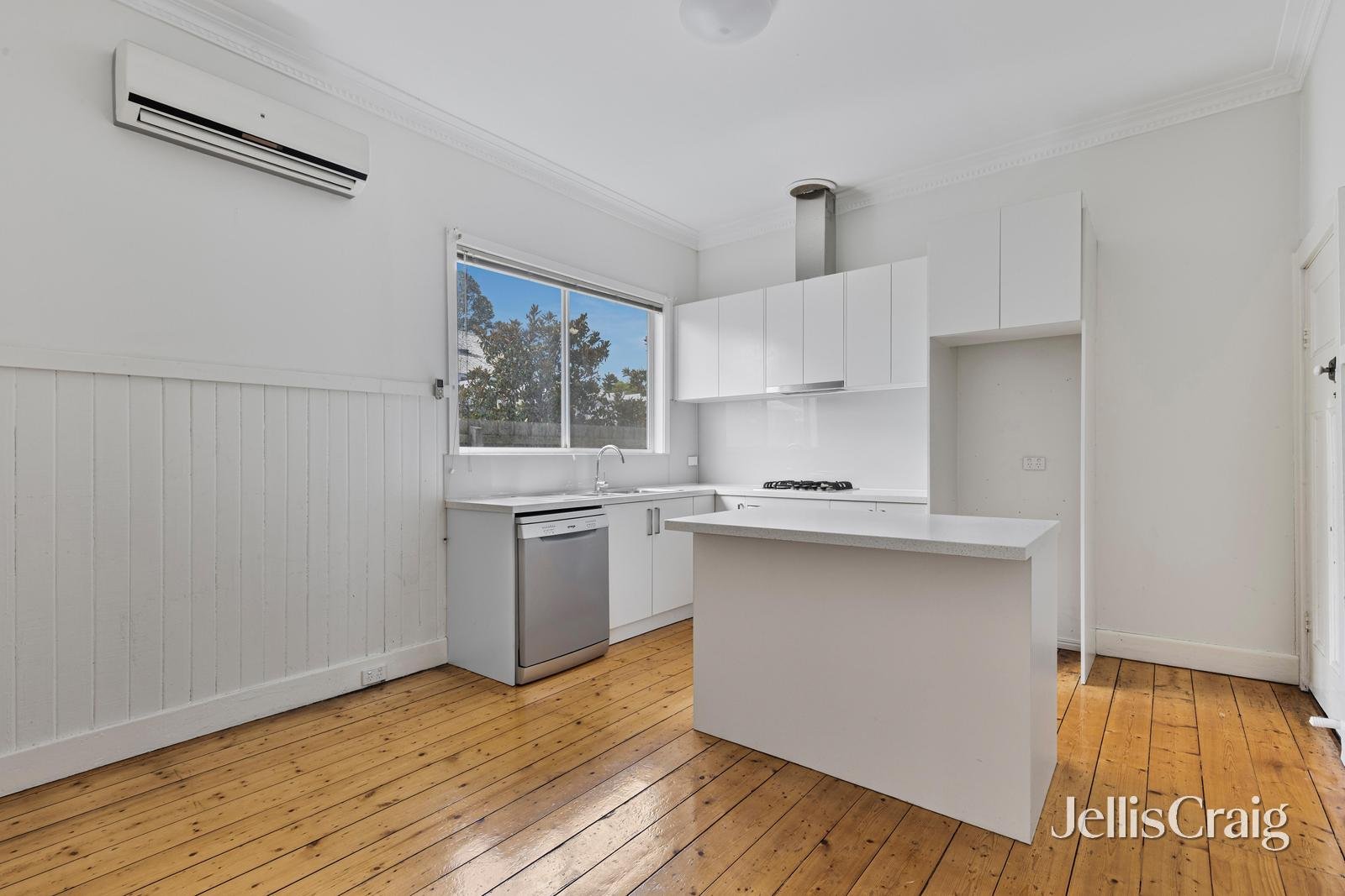 21 Speight Street, Newport image 4