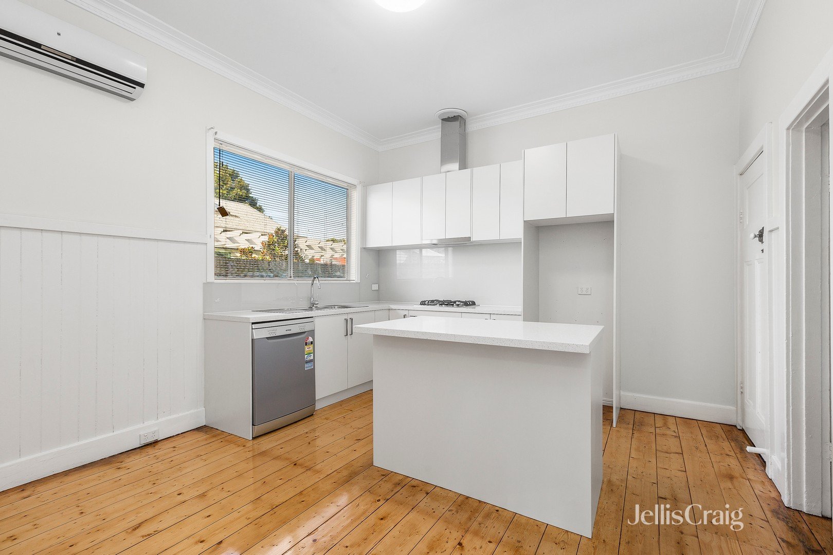 21 Speight Street, Newport image 3