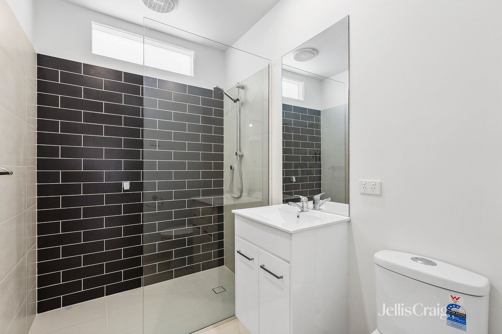 21 Speight Street, Newport image 9