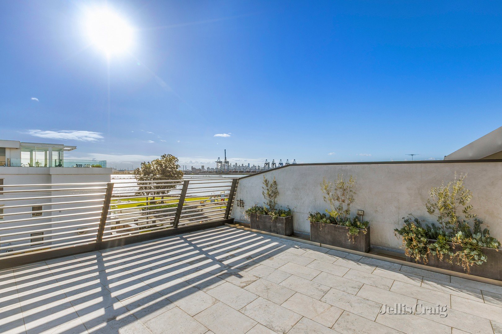 2/1 Stanley Street, Williamstown image 4