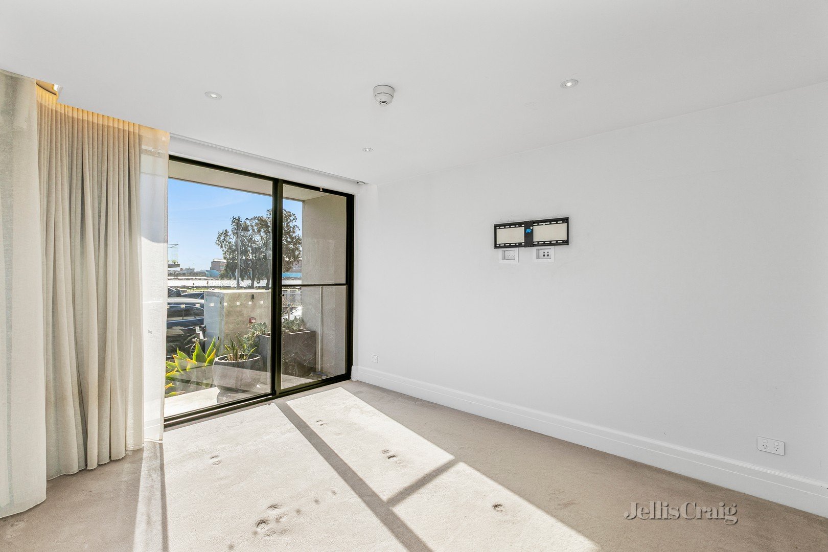 2/1 Stanley Street, Williamstown image 11