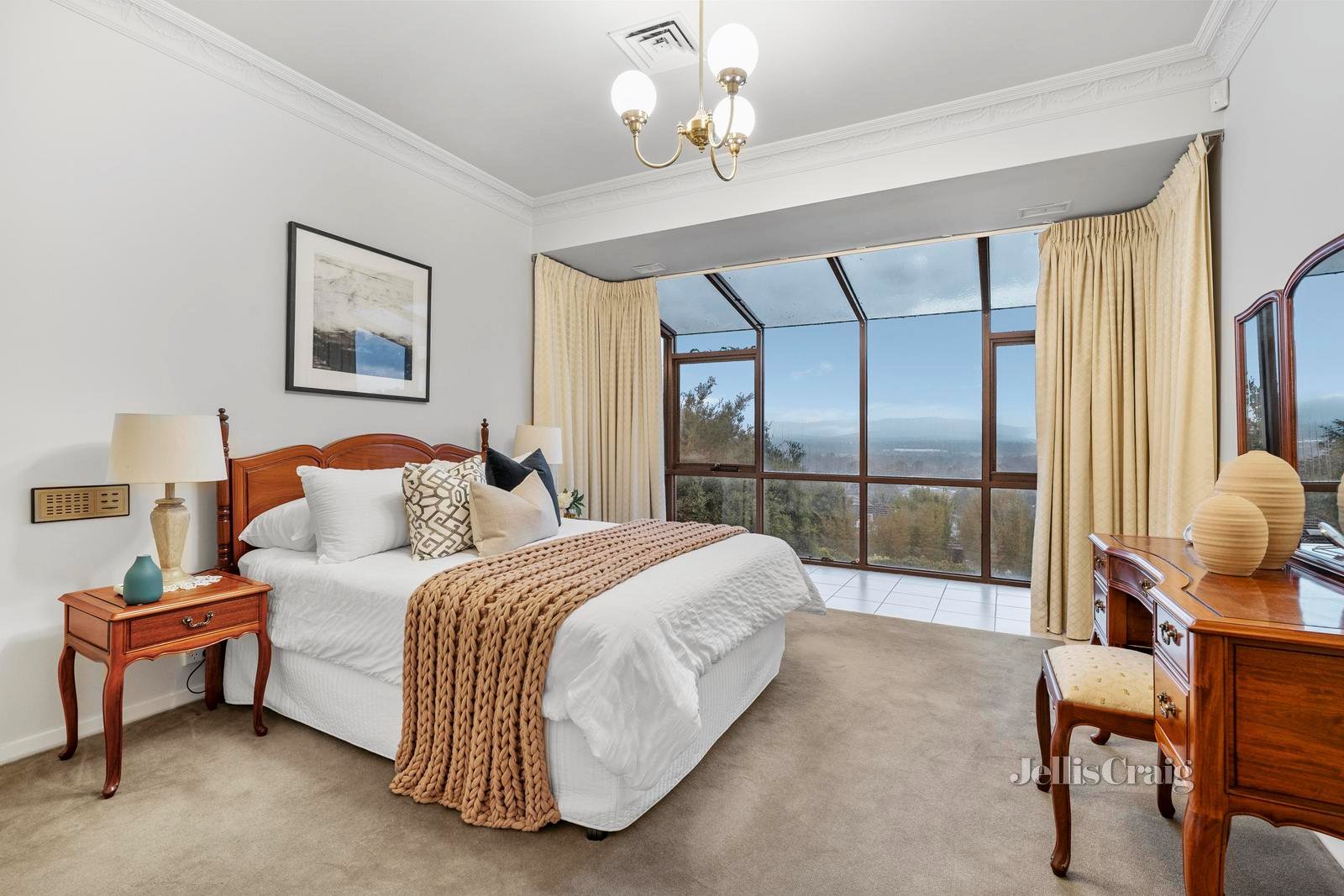 21 Stirling Crescent, Glen Waverley image 9