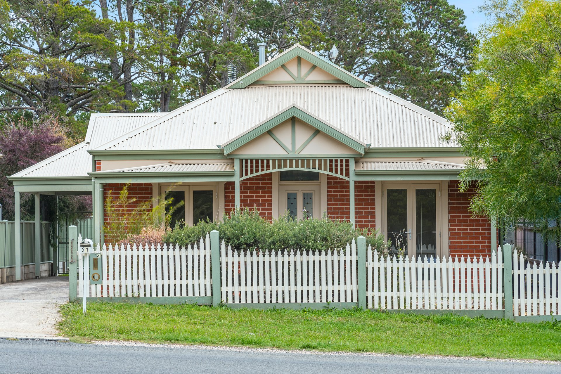 Property Gallery - Main Image