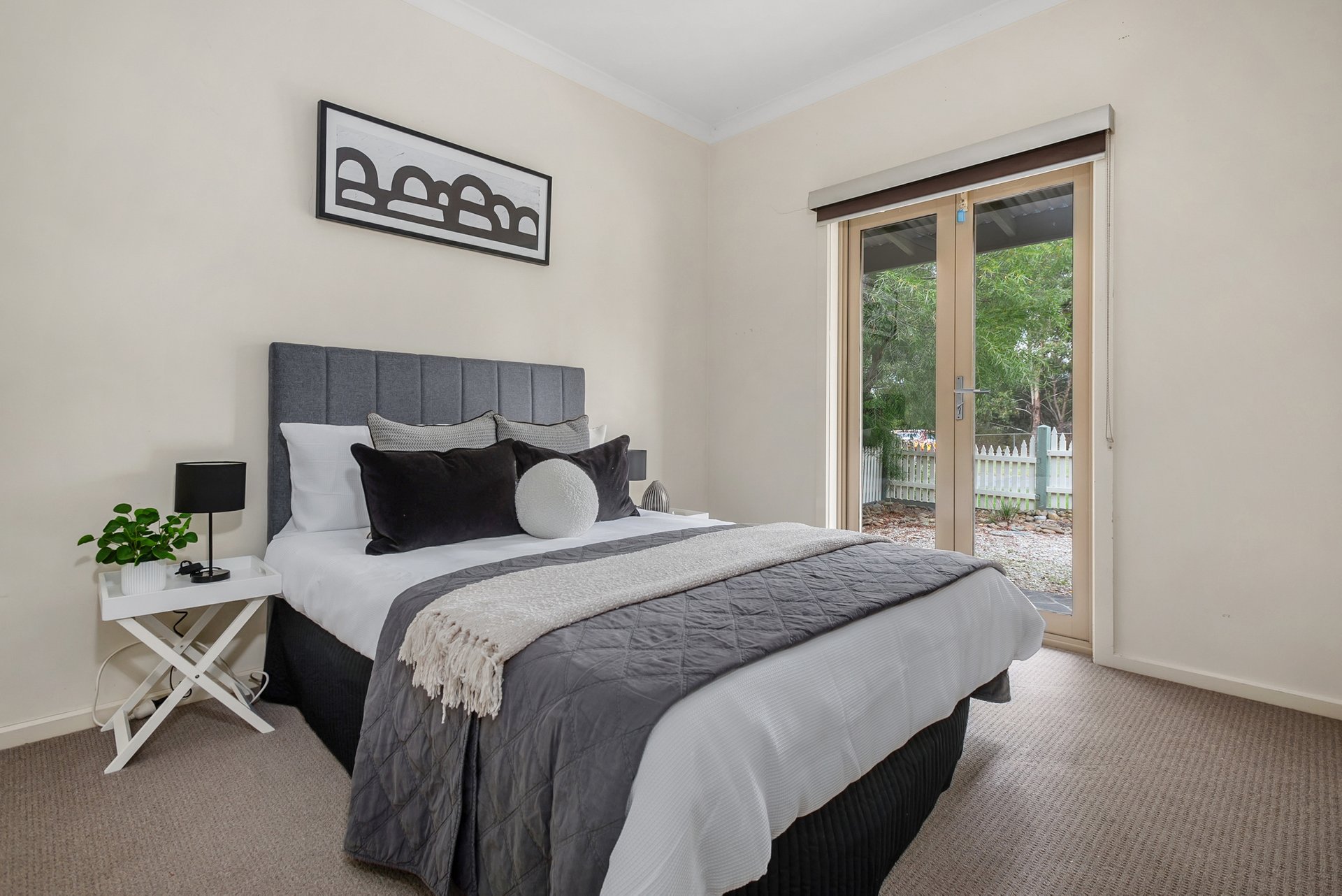 Property Gallery Thumbnail 7